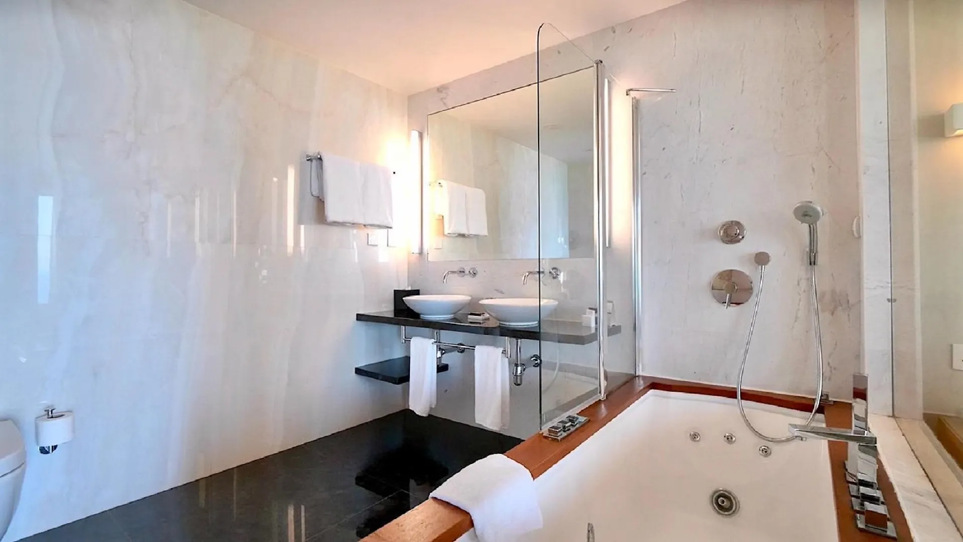 Sunrise Pearl Hotel & Spa Protaras