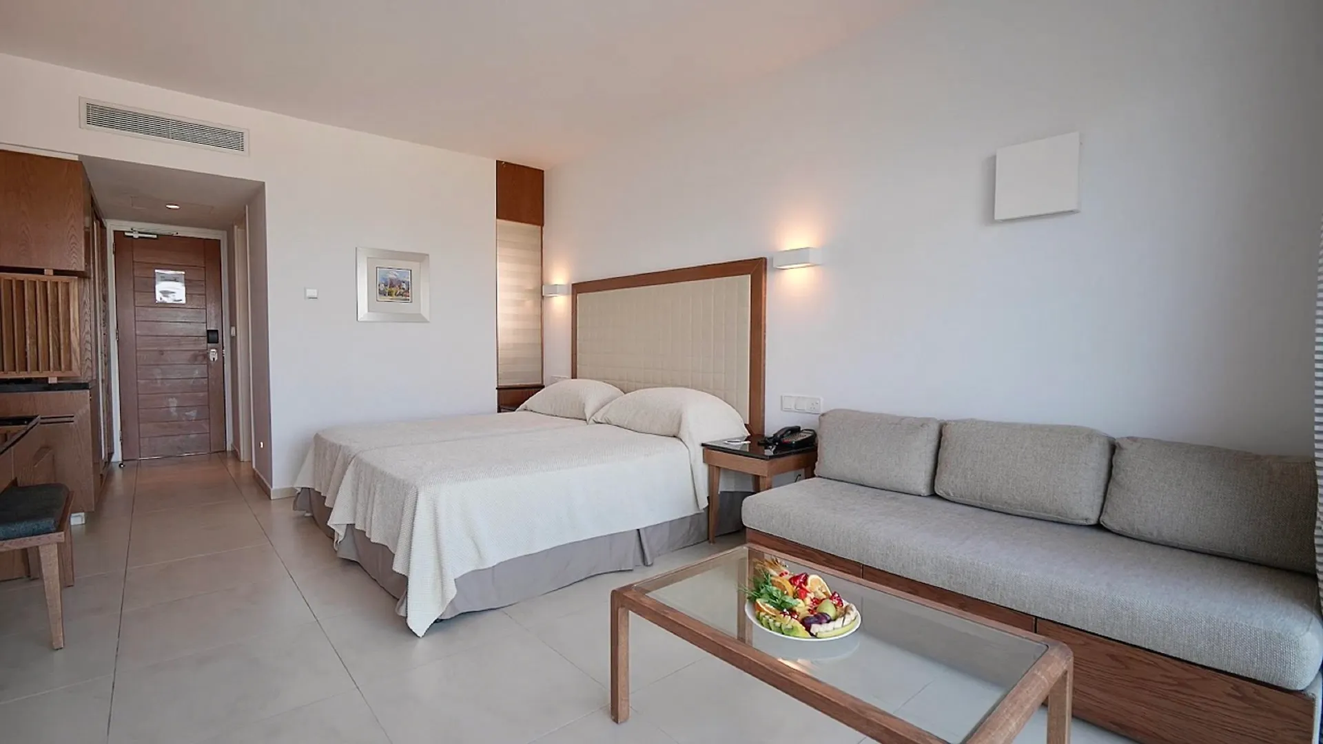 Sunrise Pearl Hotel & Spa Protaras